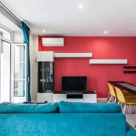 Flh Graca Colourful Lisbona